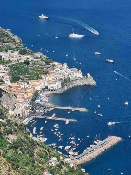 Donpeppehouse Villa Minori Eksteriør billede